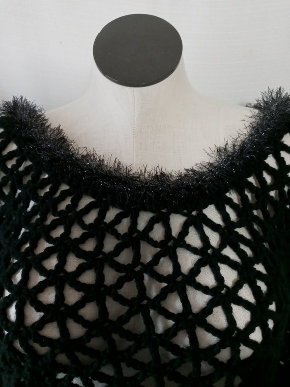 Vintage black shawl with metallic trim - image 4