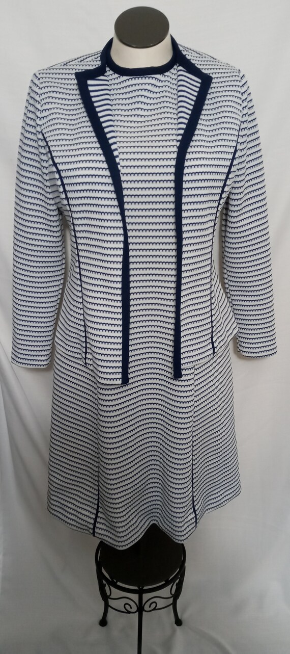 Vintage white and navy dress with jacket - image 8