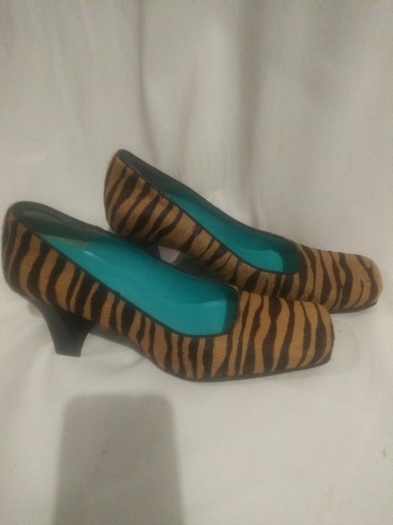 tiger stripe shoes