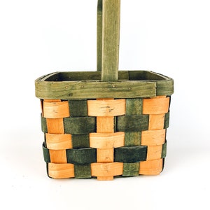 Small Green Vintage Wicker Garden Basket with Handle | Herb Basket | Vintage Wicker | Boho Decor | Bohemian  | Retro | Egg or Berry Basket |