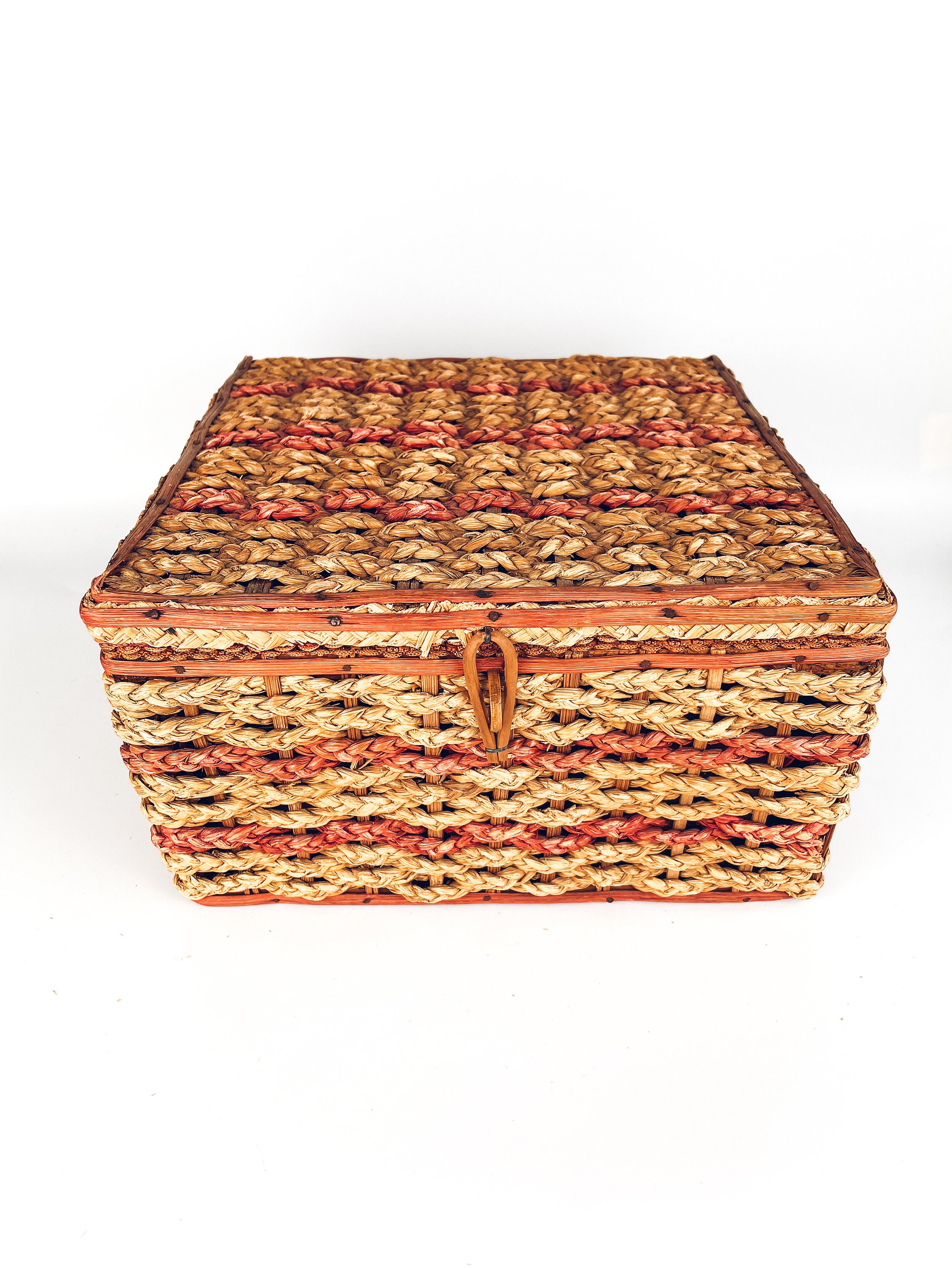 Large Vintage Wicker Sewing Basket With Lid and Handle Etsy