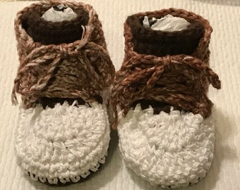 HANDMADE CROCHET Brown & White Baby SHOES size 0 to 3 months (Please go by measurements).