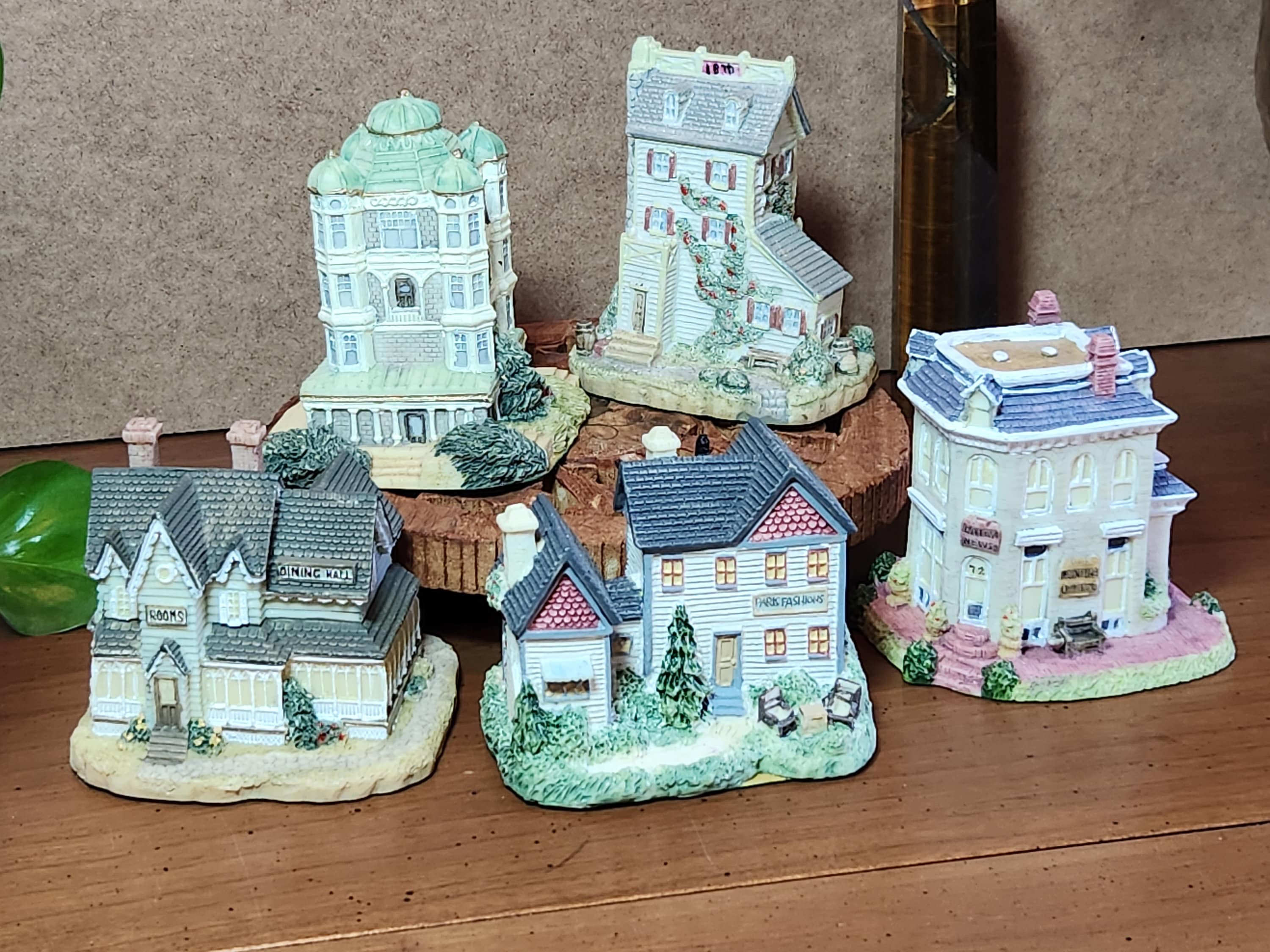 Americana Collection Miniatures Buildings Liberty Falls Vintage in