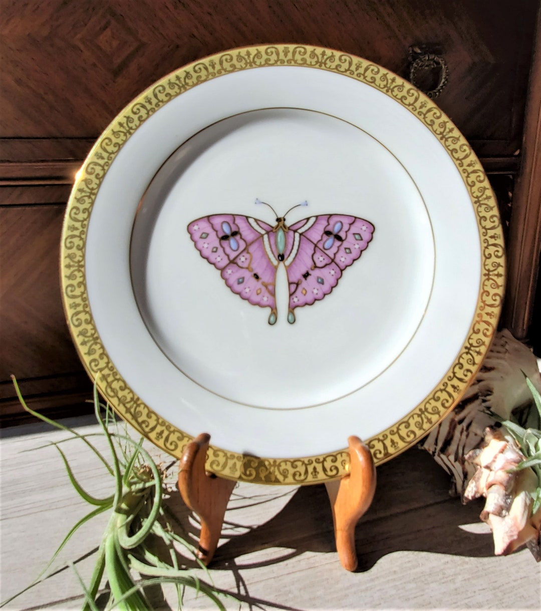Gold Buffet Royal Gallery Butterfly Plates With Gold Rims Set of 3 Pink
