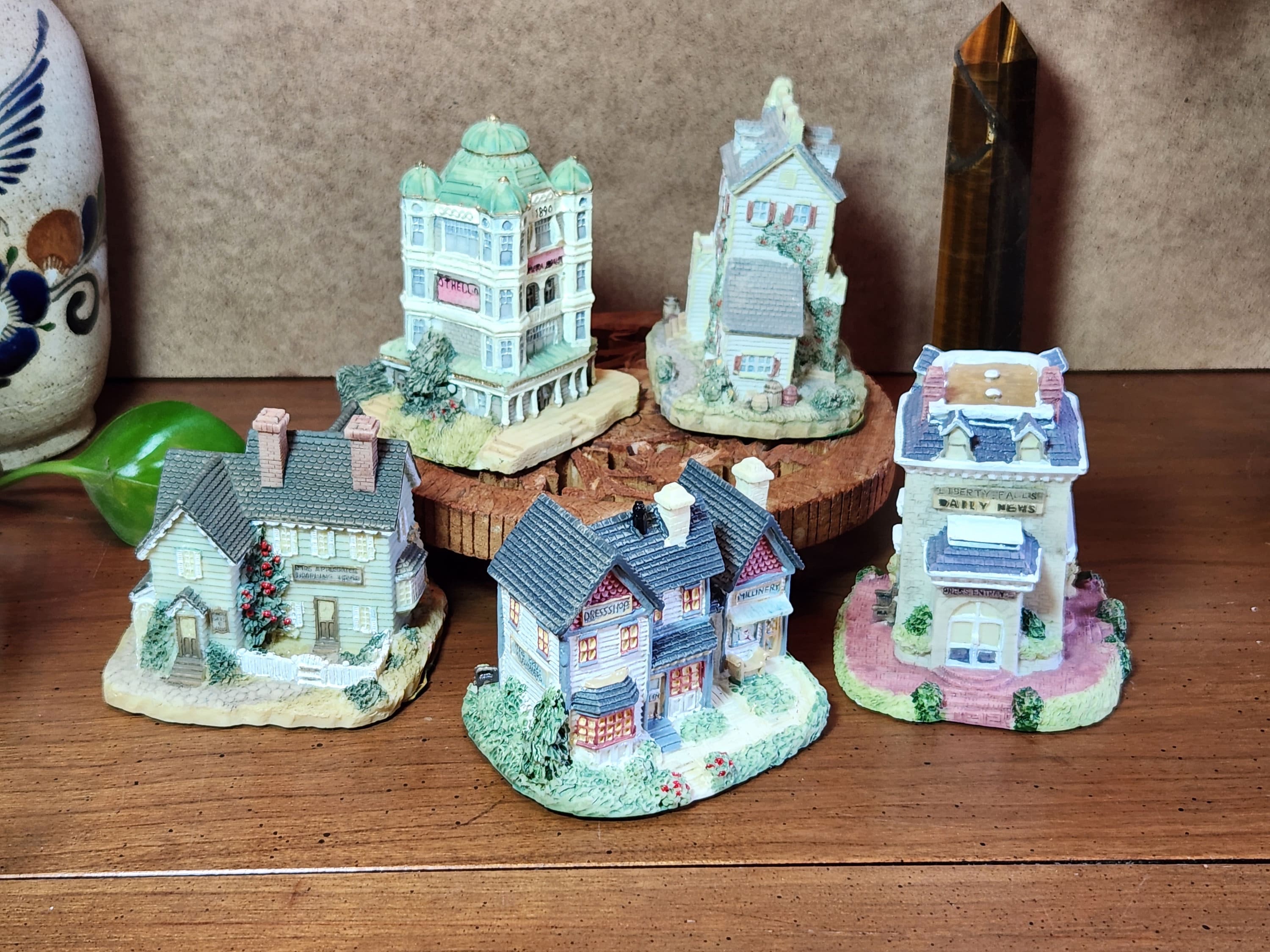 Americana Collection Miniatures Buildings Liberty Falls Vintage in
