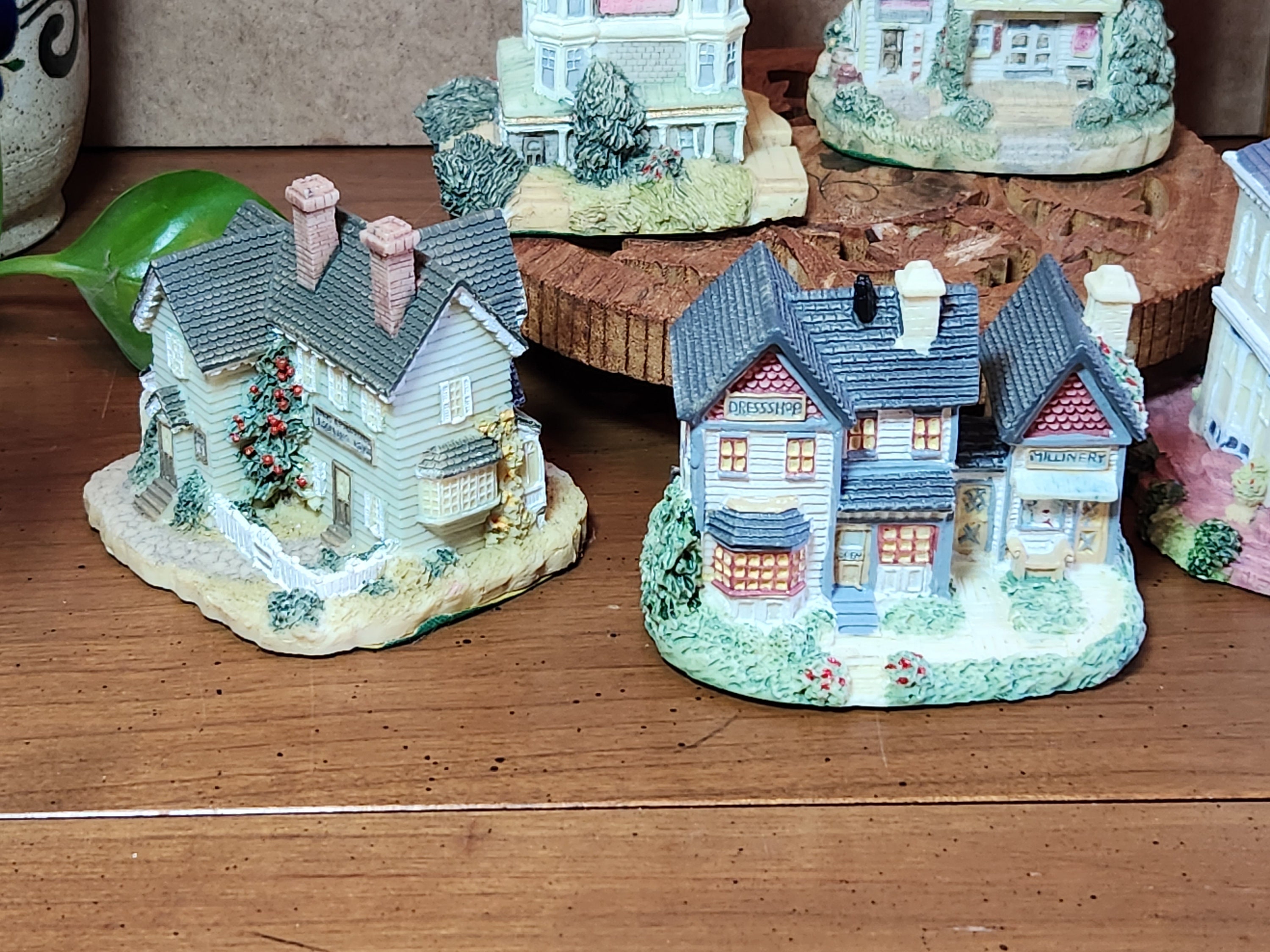 Americana Collection Miniatures Buildings Liberty Falls Vintage in