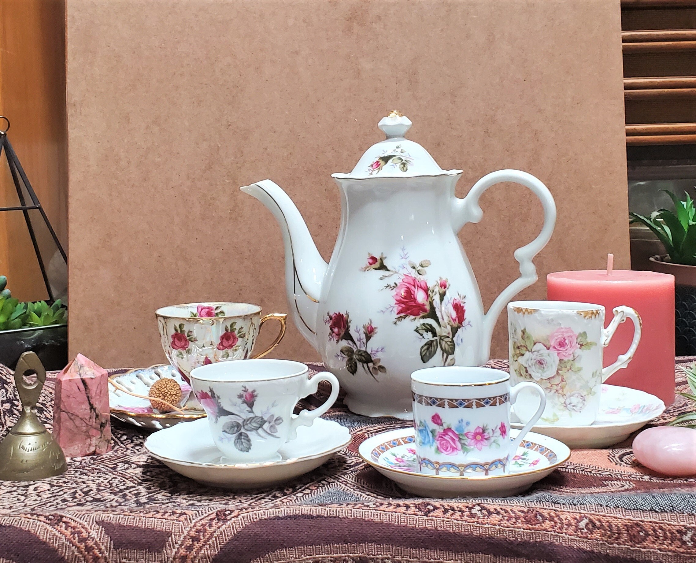 Roses and Gold, Tea Set Pink White Gold Roses Set for 4 Vintage China ...