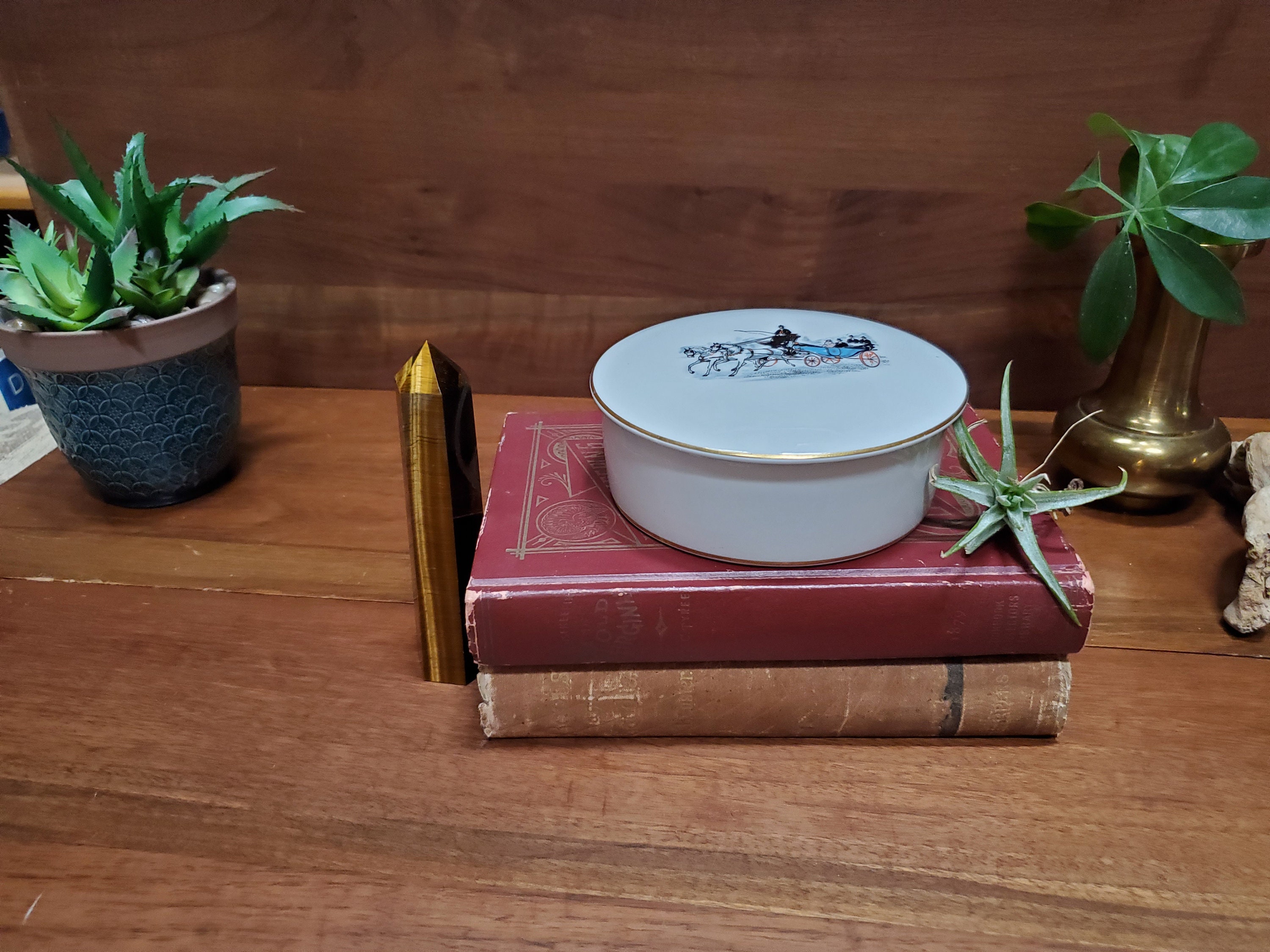フランス・リモージュ、Haviland & Co装飾皿 リモージュの小物皿、Haviland Limoges フランス製、蓋付き磁器皿