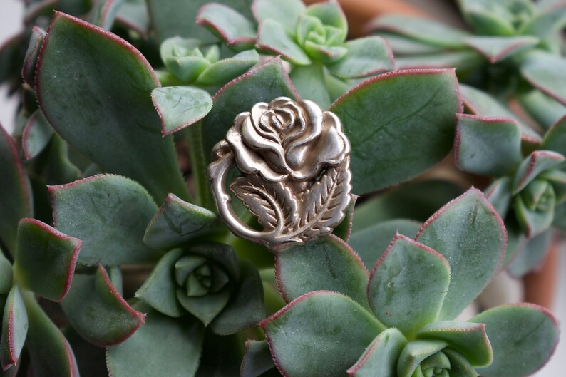 Silver Rose Concho - 25mm Rivet Back Silver Rose Concho - 25mm Rivet Back