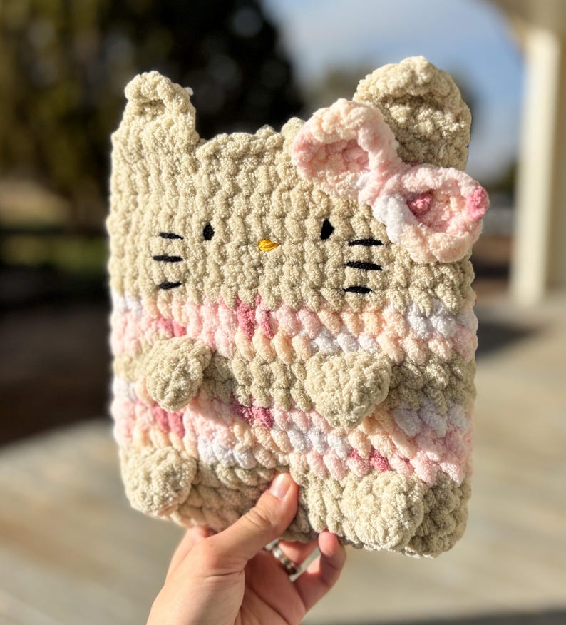 Cat Kindle Sleeve – Crochet E-Reader Cover, Cute Kindle Case, Bookish Gift for Cat Lovers image 12
