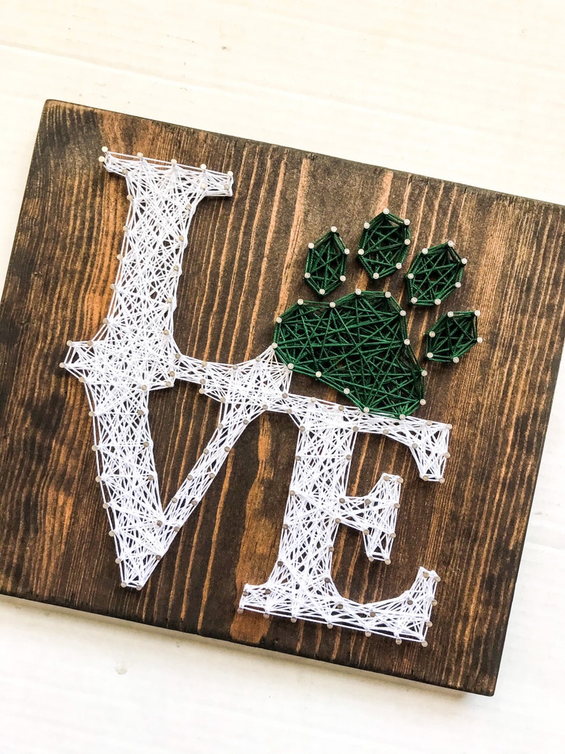 Love Paw Print string art paw print wall decor dog love | Etsy