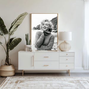 Marilyn Monroe photo, Black and white, Instant download, Celebrity print, Vintage Poster, Old Hollywood Decor, Wall Art, Digital Download