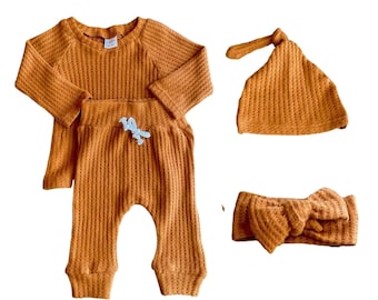 Gender-neutral Newborn Coming Home Outfit, Baby Hospital Outfit