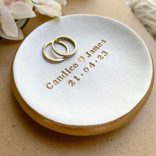 Personalized ring dish | Jewelery Engagement Wedding gift Couples | Gifts for her | Bride to Be gifts | Trinket dish