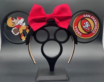 Tiara ou boné com orelhas do Mickey personalizadas para futebol americano da NFL e NCAA.