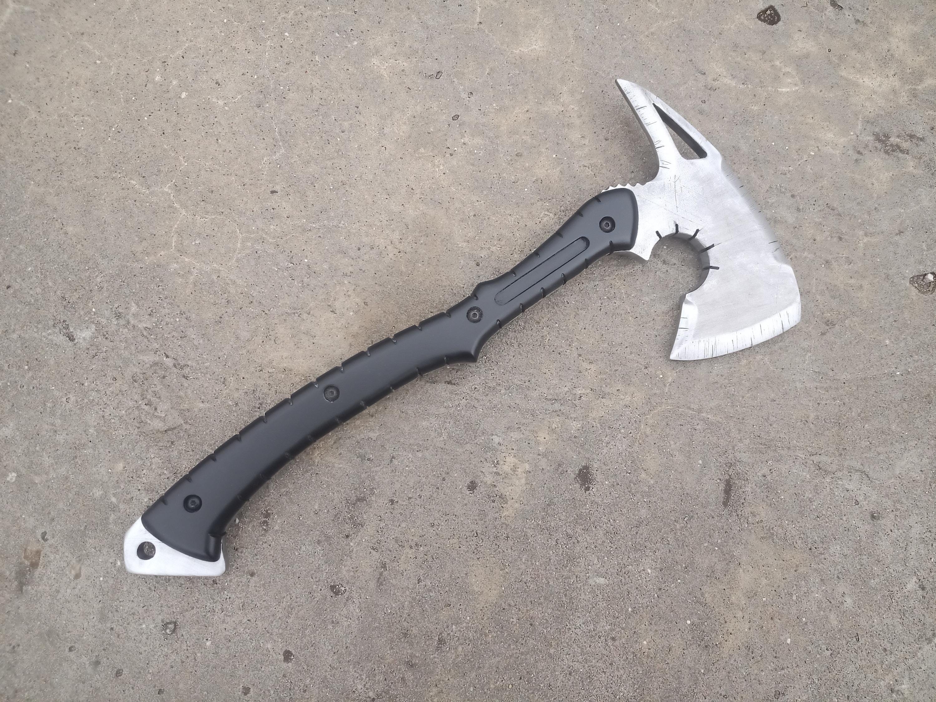 Leon S. Kennedy Inspired Hatchet – Resident Evil Requiem