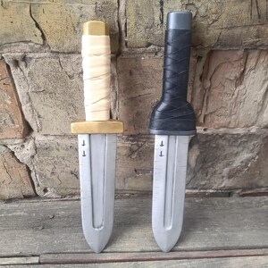 Thorfinn daga El anime Vinland Saga. Prop. Contrachapado. Cosplay. Arte de fans. imagen 4