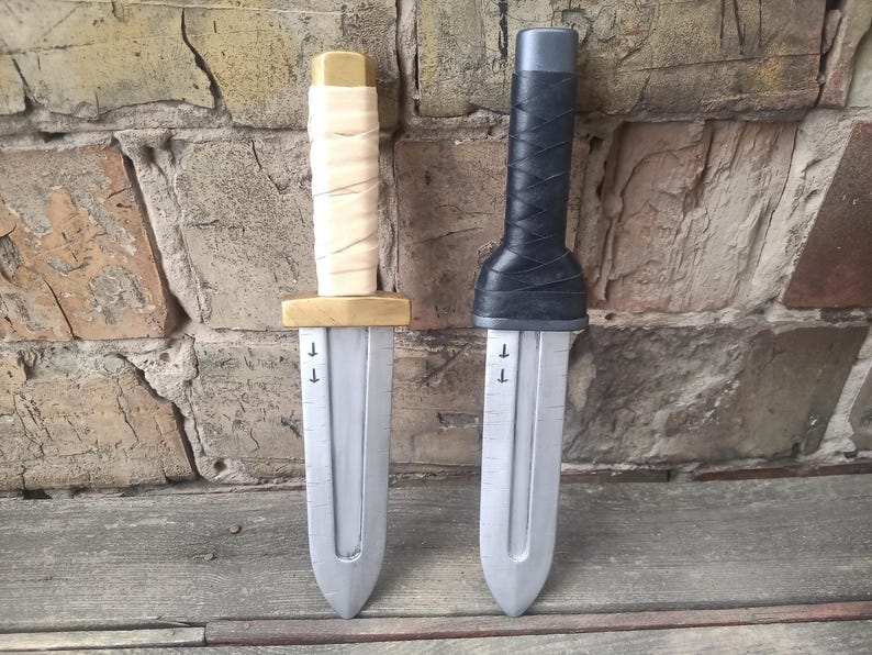 Thorfinn daga El anime Vinland Saga. Prop. Contrachapado. Cosplay. Arte de fans. imagen 4
