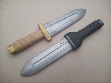 Vinland Saga Thorfinn daggers. Prop. Plywood. Cosplay. Fan Art.
