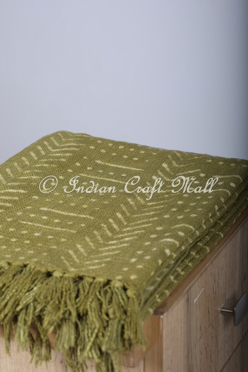 Green Mudcloth Throws for Sofas Authentic Handloom Textiles Blanket Boho Block Print Hand Dyed Bed Throw Linen with Tassels 120x170 Cms