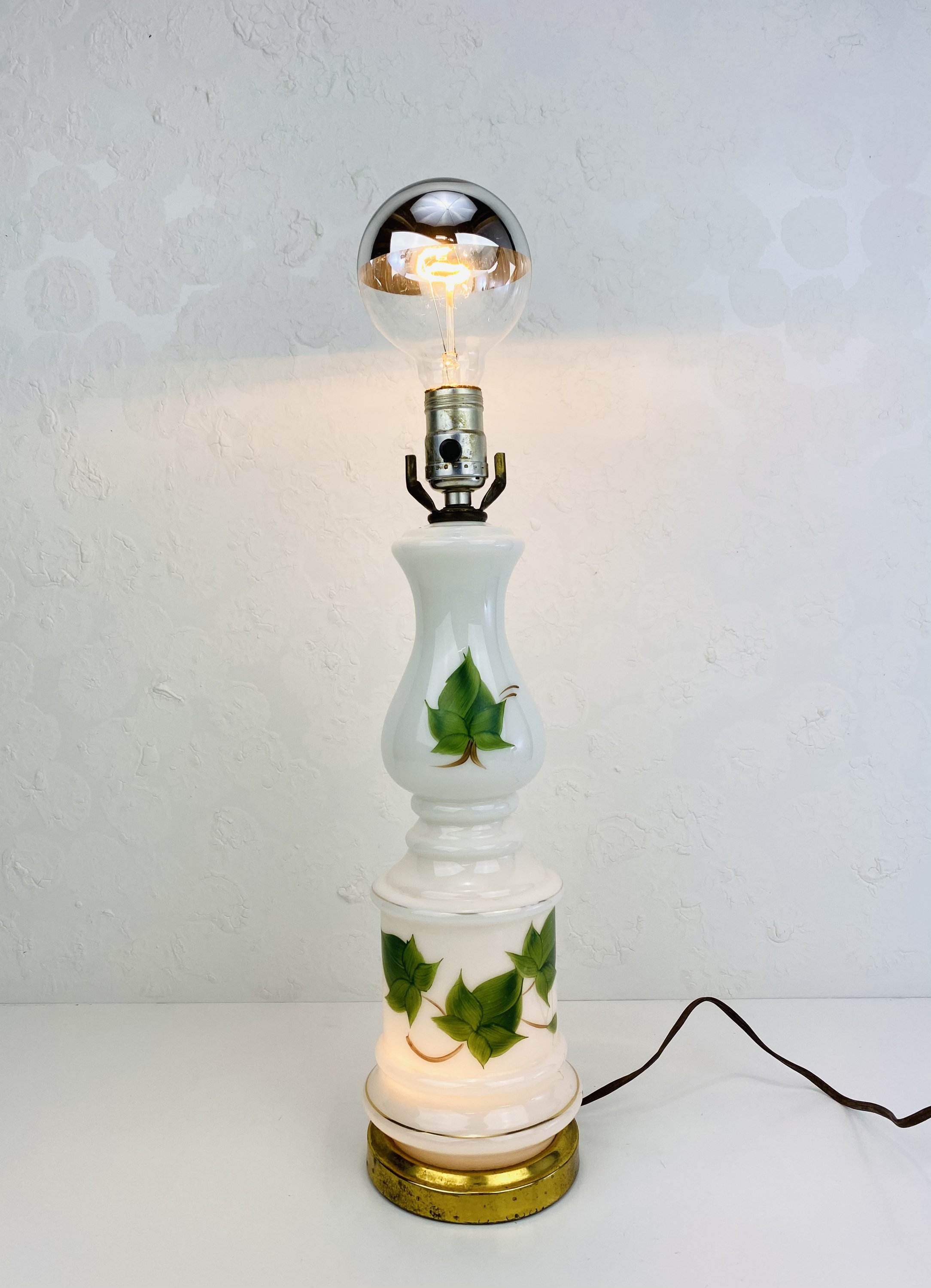 Vintage Milk Glass Green Ivy Table Lamp/Green Ivy Milk Glass Etsy