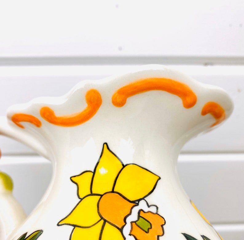 1990/'s Hand Painted Ceramic Yellow Daffodil PitcherYellow Flower Pitcher