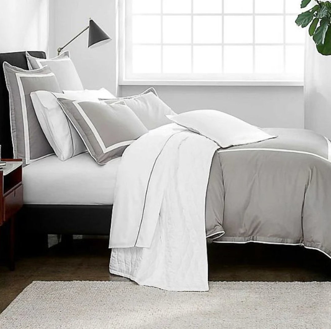 Border Frame Duvet Covet and Pillow Shams 400 Thread Count Cotton Sateen Duvet Cover Set White