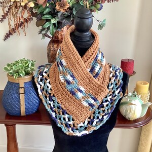 Crochet Lacy Cowl// crochet cowl, pullover neck warmer, handmade crochet