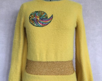 Warm yellow tight sweater with application, #276