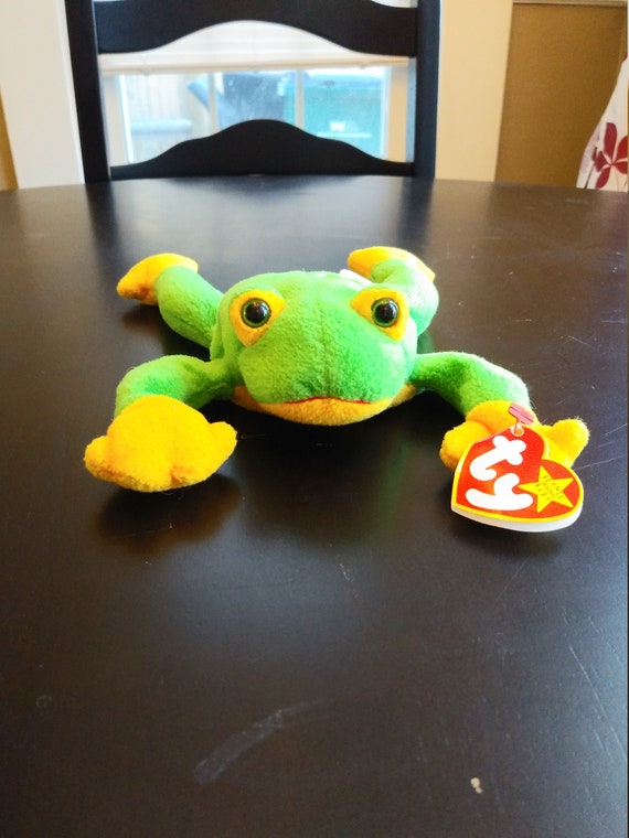 smoochy the frog beanie baby