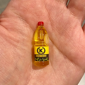 Miniature Dollhouse Olive oil cooking food kitchen fresh decor doll 1:12