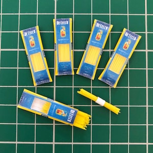 Miniature Dollhouse Spaghetti Pasta instant food accessories bag packets decor doll 1:12