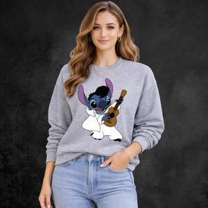 Elvis Stitch Shirt, Stitch Graphic Tee, Lilo and Stitch Shirt, Disney Trip T-Shirt Bild 5