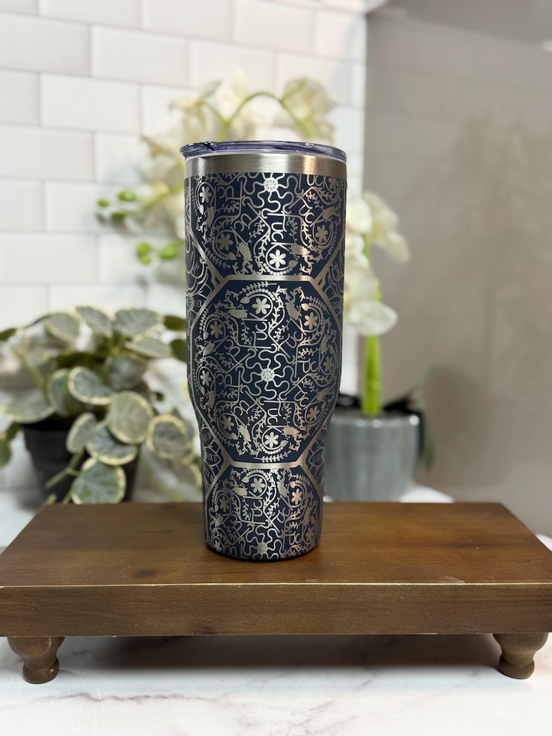 Vaso de 40 oz con mandala de malas palabras grabado con láser permanente imagen 4