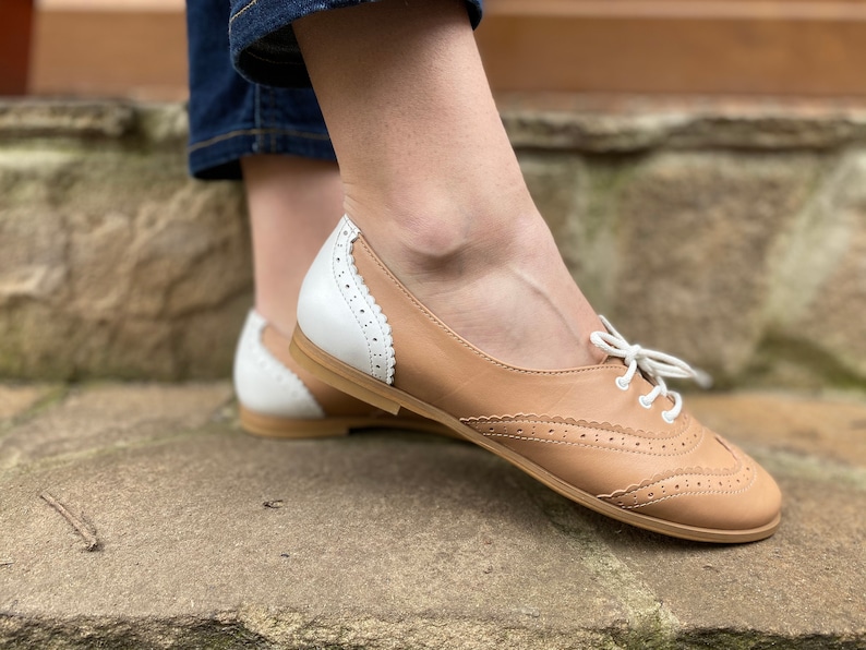 Leather Oxford Shoes Vintage Retro Style Shoes For Woman Woman Oxfords Beige Soft Leather Custom Leather Shoes Cute Oxford Shoes White