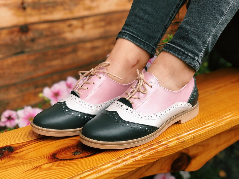 size 11 wide womens shoes