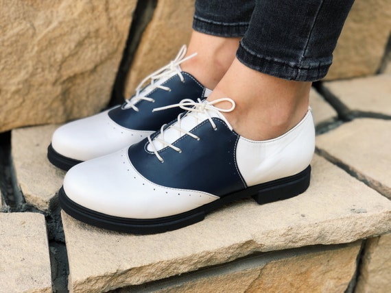 wide width saddle shoes