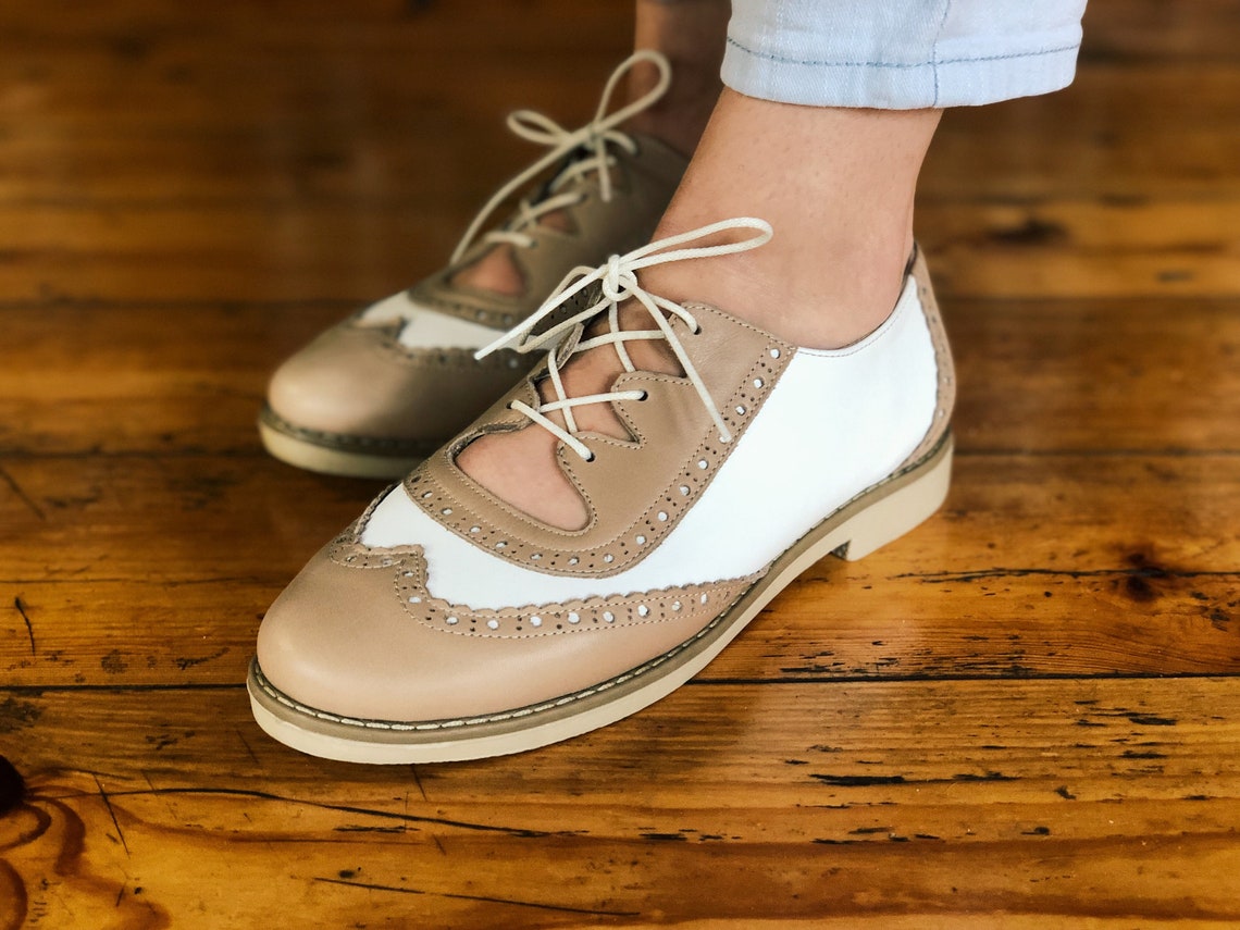 wide width oxford heels