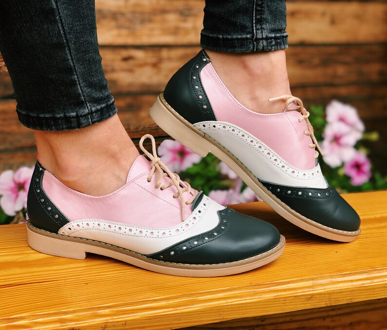 size 11 wide womens shoes