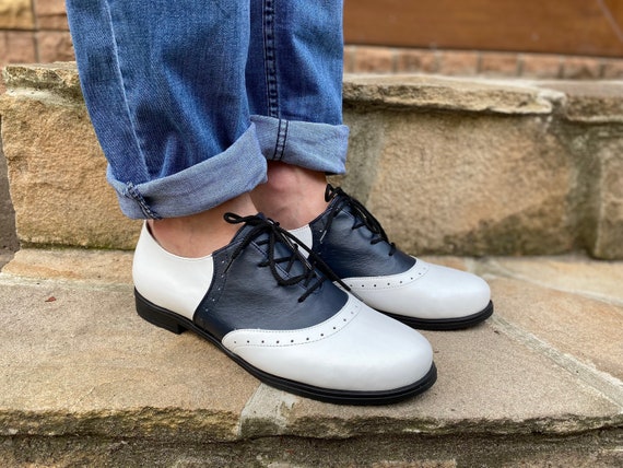 casual oxford shoes