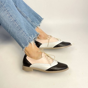 Women’s Oxford Shoes | Light Pink, White & Dark Gray Leather Brogues | Handmade Lace-Up Vintage Style Flats | LeatherByHannaKo