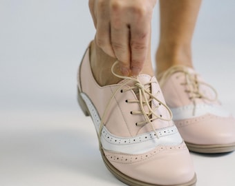 Scarpe Oxford in pelle rosa bicolore fatte a mano: Brogue pastello