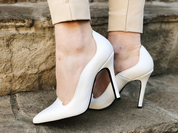 Witte lederen pumps voor vrouwen hoge hakken Puntige Teen - Etsy België