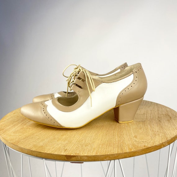 Cream lace pumps top