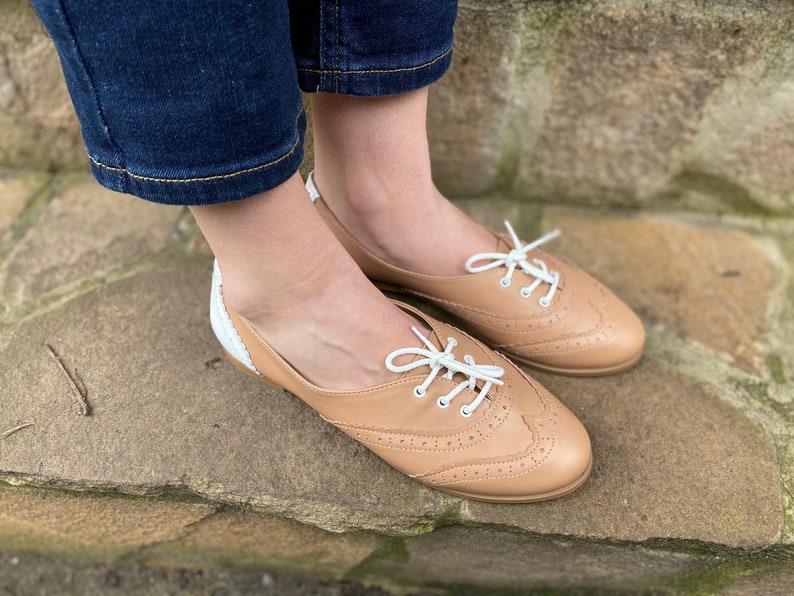 Leather Oxford Shoes Vintage Retro Style Shoes For Woman Woman Oxfords Beige Soft Leather Custom Leather Shoes Cute Oxford Shoes White