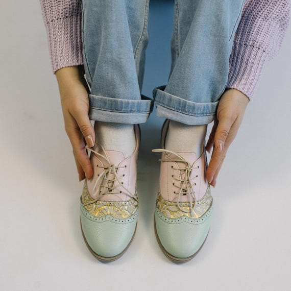 Mint Leather Oxford Shoes For Women, Golden Flower Pattern Wingtip Brogues