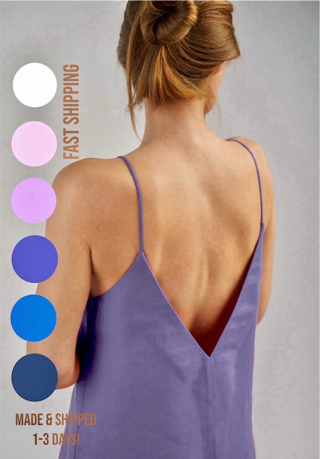 Long violet linen slip dress V-neck / Langes violettes Leinen-Trägerkleid V-Ausschnitt / Robe longue violette lin à bretelles col V