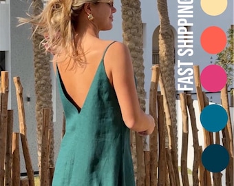 Handgefertigtes waldgrünes Leinenkleid: Ärmelloses Kleid mit V-Ausschnitt