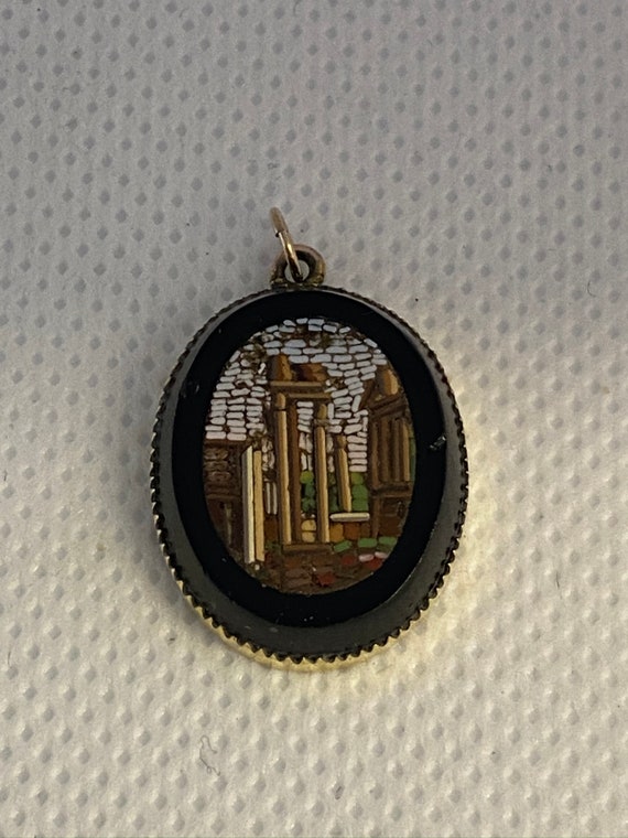 Victorian 18ct Micromosaic Pendant