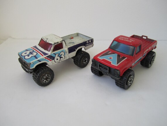 vintage model trucks